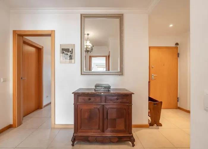 Blue Wave Apartment *